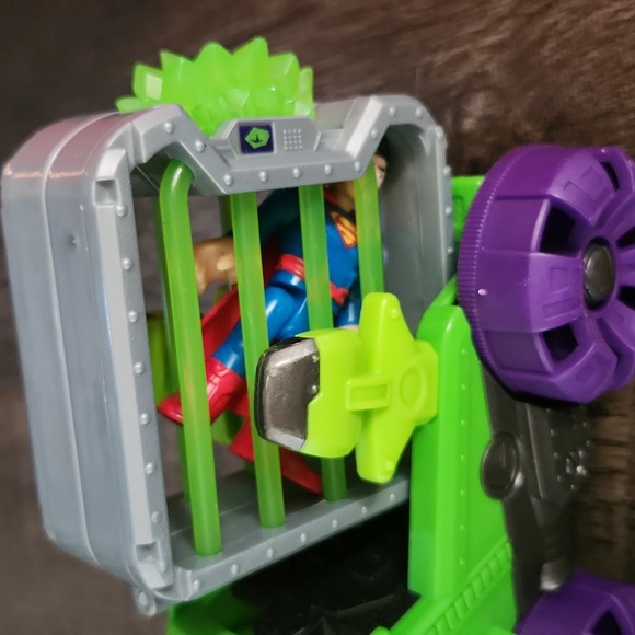 Fisher Price Imaginext Lex luther hauler with Superman - Picture 5 of 5